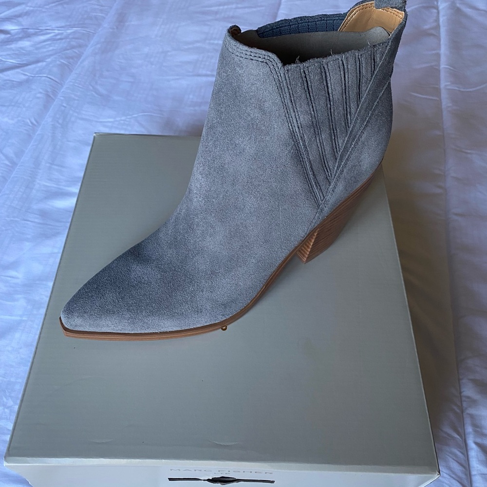 Marc Fisher Gadri Medium Gray 9M